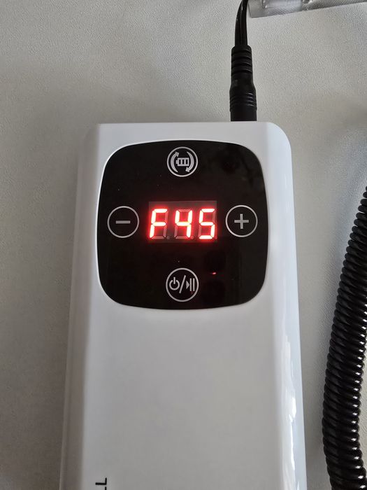 Фрезер для манікюру з акумулятором та лампою