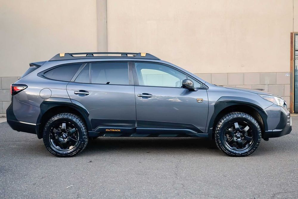 Subaru Outback      2023