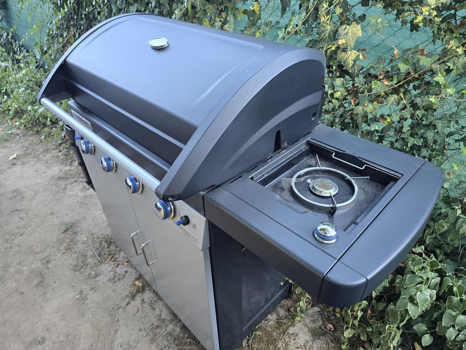 Grill gazowy Firmowy Stan Bardzo Ładny. GRIL GAZOWY  OKAZJA