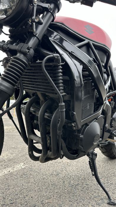 Suzuki Katana в стилі скрамблер