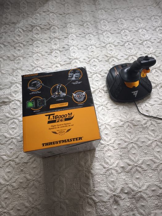 Thrustmaster T.16000M FCS