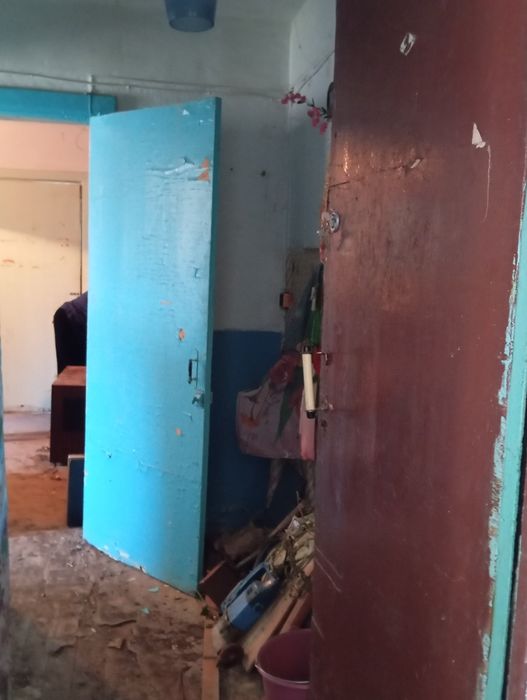 Терміново продам 3кім.кв..під ремонт! Варіант під Бізнес!