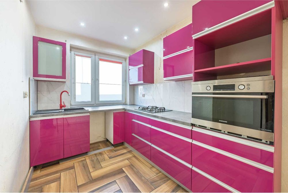 Dom - Ulica Bukowa 6. + garaż.