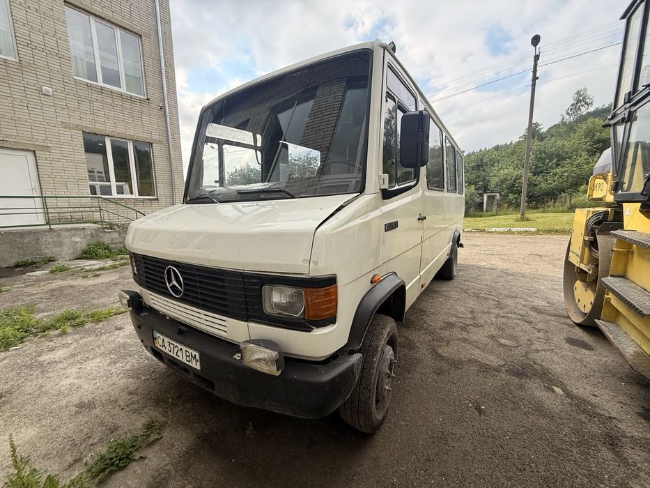 Mercedes 609D ідеальний стан