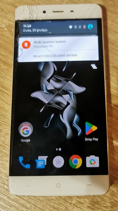 3 Smartfony 2x Huawei 1x OnePlus