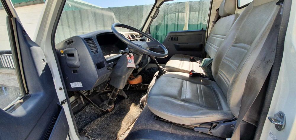 Toyota Dyna 150 Ligeiro mercadorias - bom estado