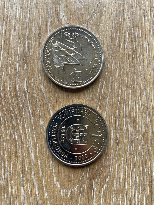 Moedas comemorativas 200 escudos