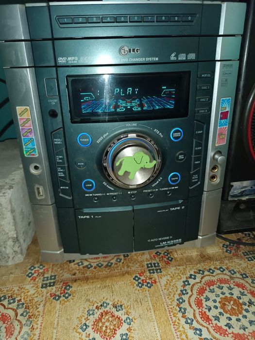 Продам музыкальный центр lg