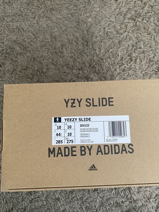 Adidias Yeezy Slide Azure
