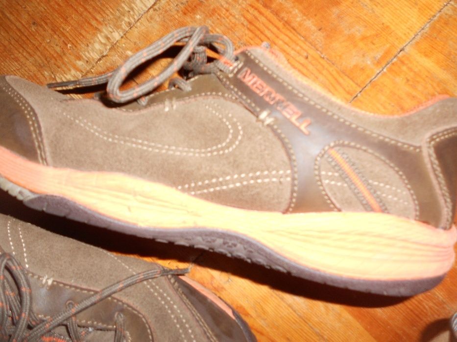 кроссовки. MERRELL  замшевые