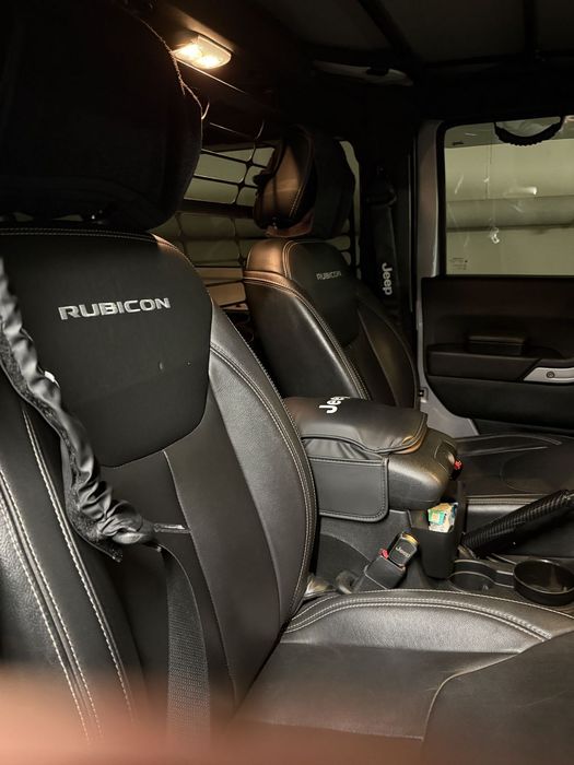 Jeep Wrangler — foto 6