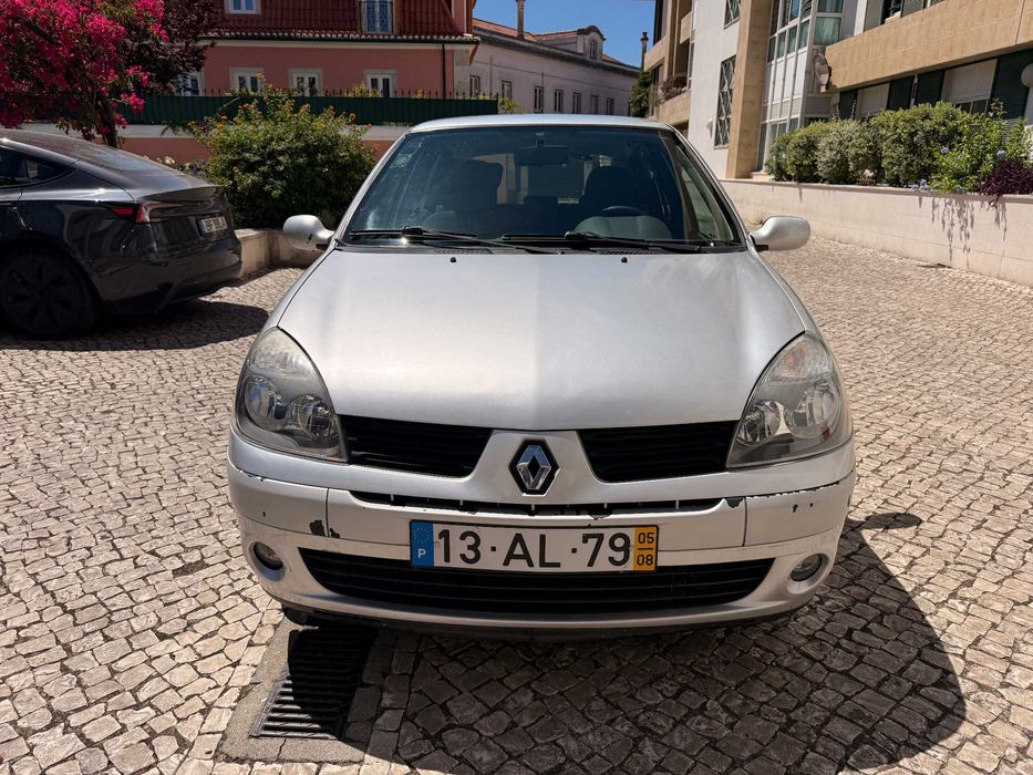RENAULT CLIO 1.2 16V – Extreme - 2005 - c/Ar Condicionado