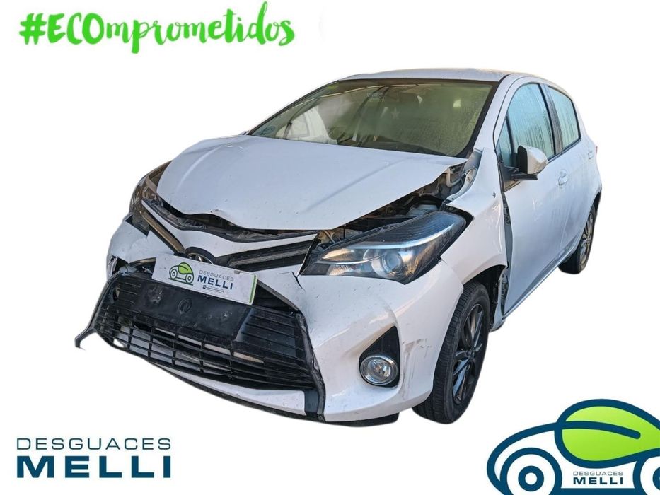 Farolim Traseiro Esquerdo Toyota Yaris