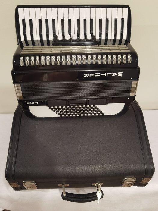 Akordeon Walther Pirat 72 basy Weltmeister akordeon