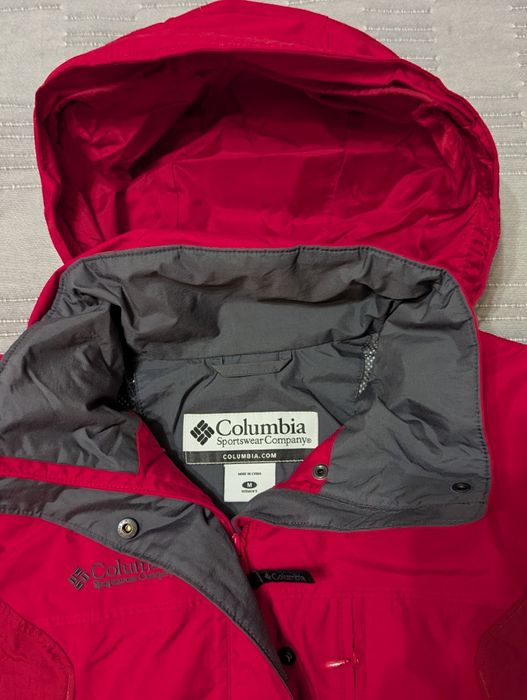 Мембранная куртка ветровка Columbia omni-tech с капюшеном. М