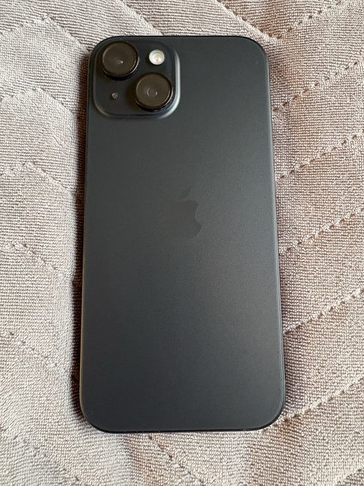 Iphone 15 bateria 89%