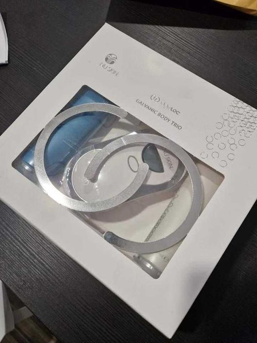 Nuskin Galvanic body trio
