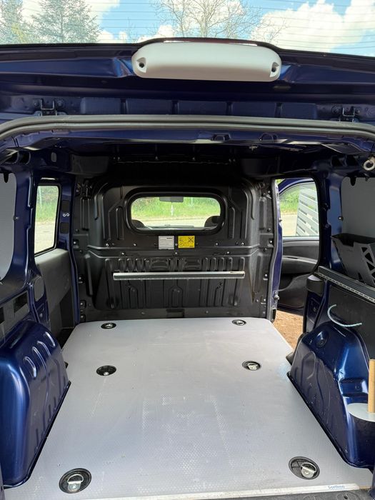Opel Combo 2015r 1.3 cdti 90km bezywpadkowy