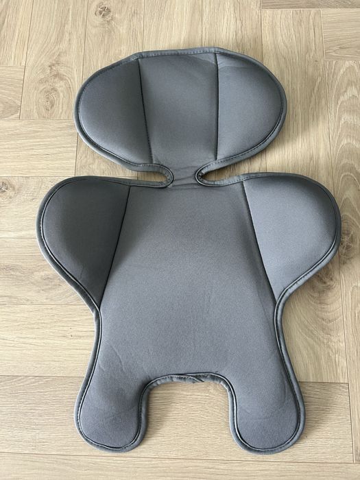 Fotelik Britax Romer i-size 3 baza Flex Base iSense