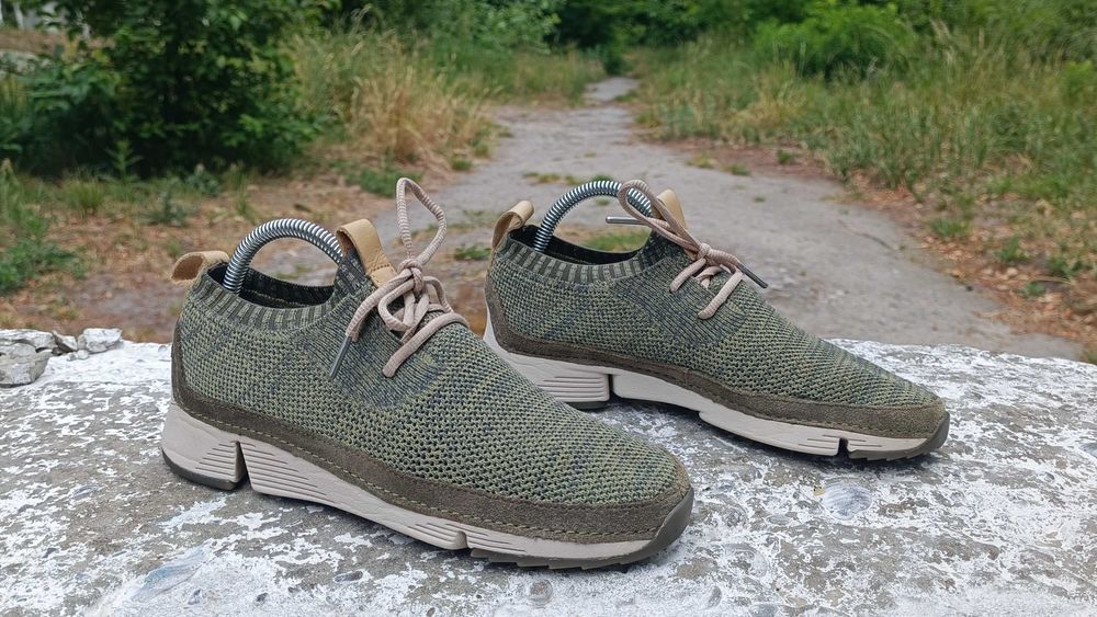 Жіночі кросівки Clarks Tri Native Khaki