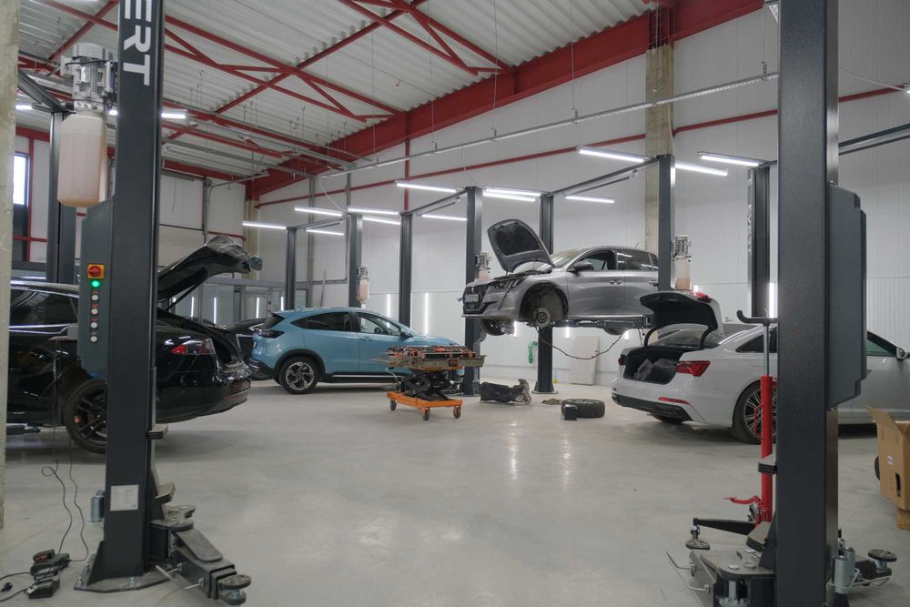 Оренда приміщення склад сто шоурум від 235 кв.м Львів