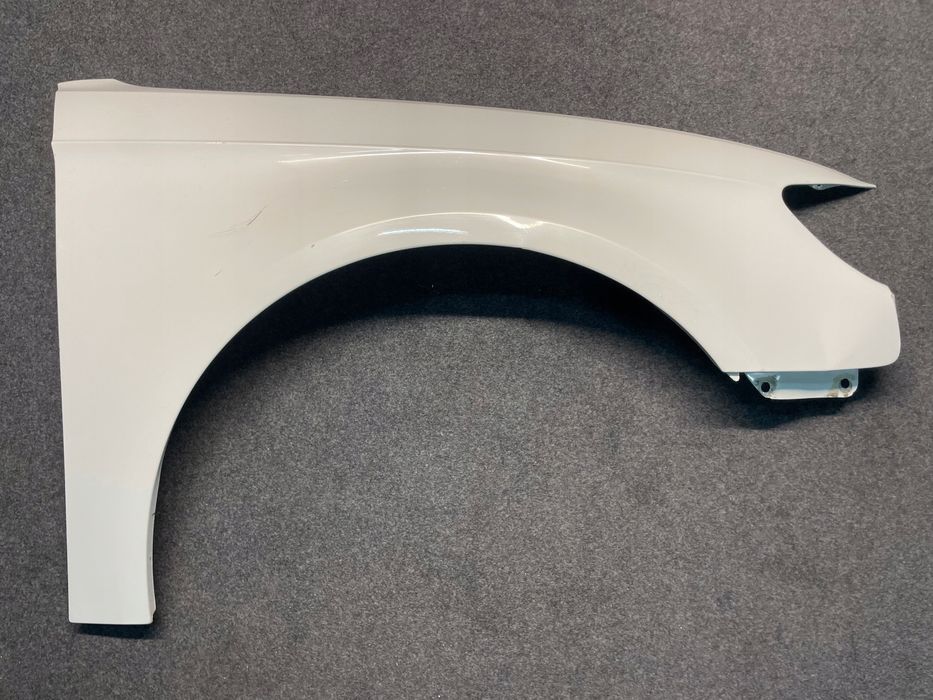 audi a3 s3 8v0 błotnik prawy przedni oryg.