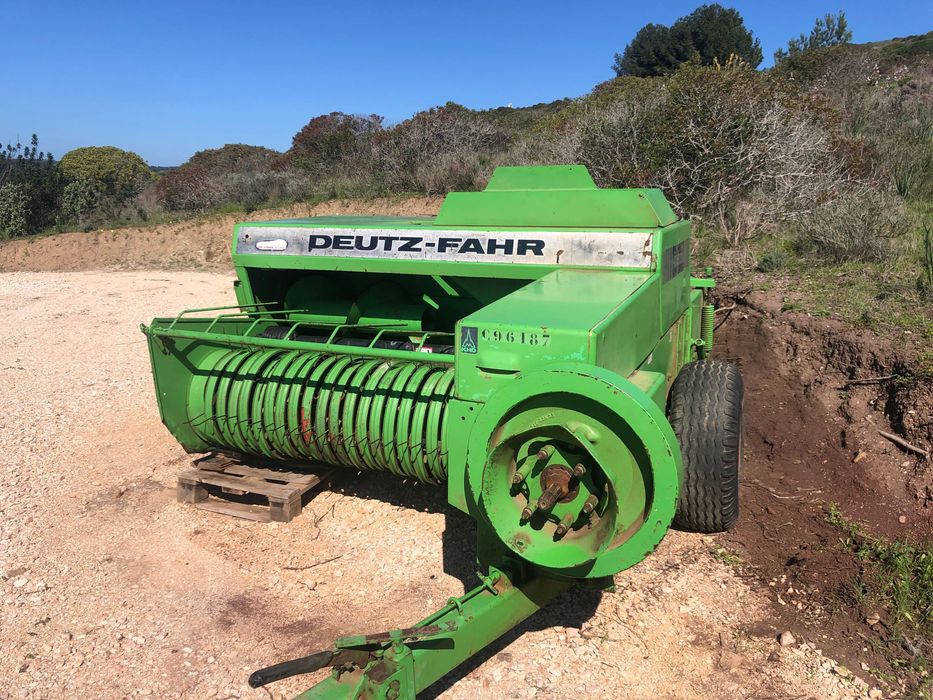 Enfardadeira Deutz Fahr HD 320