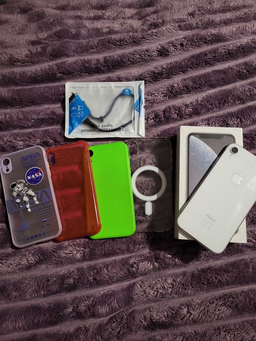 Iphone Xr 64 все працює