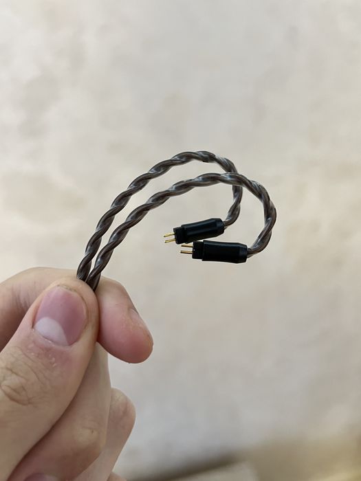 Kiwi Ears Terras (провод)