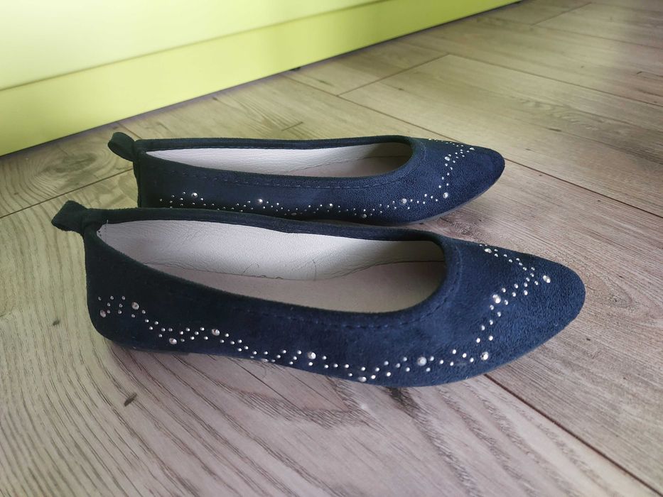 Baletki baleriny pantofelki r. 35 stan idealny granatowe