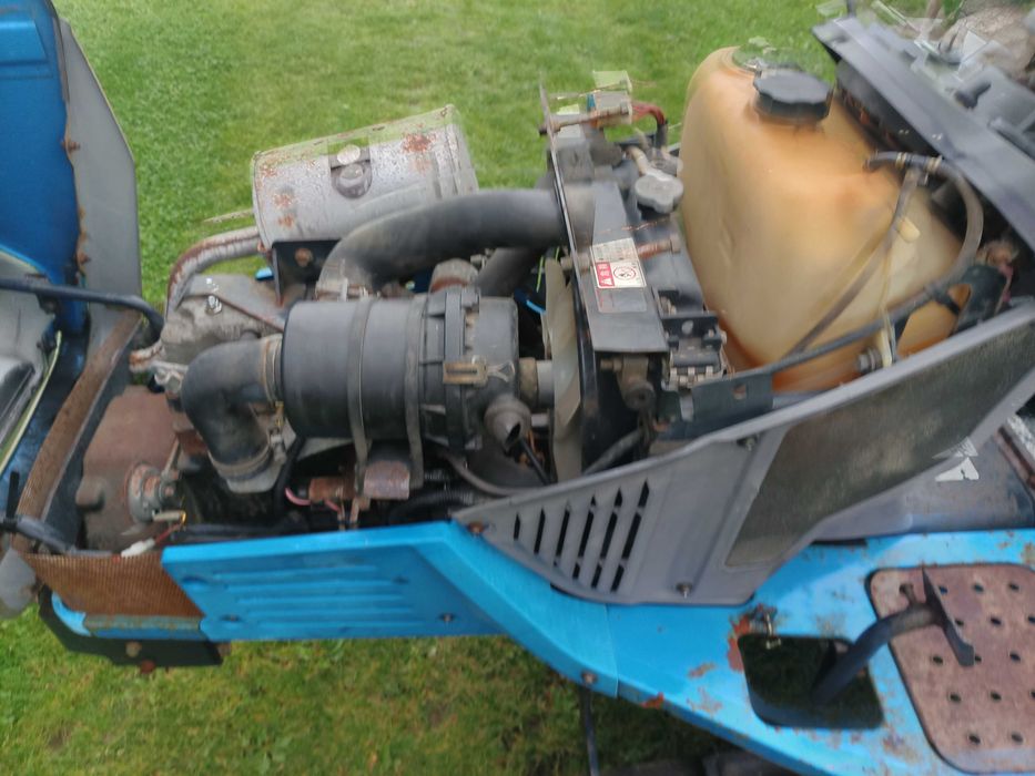 Traktorek na gąsienicach Iseki TPC 15 Kubota Yanmar