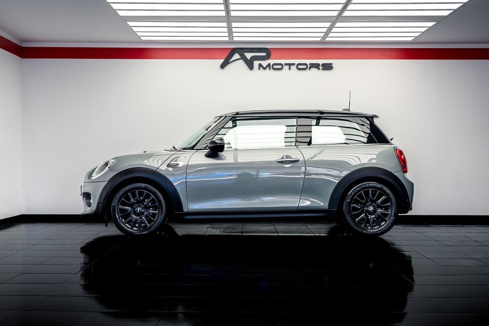 MINI 3 Portas Cooper D Aut.