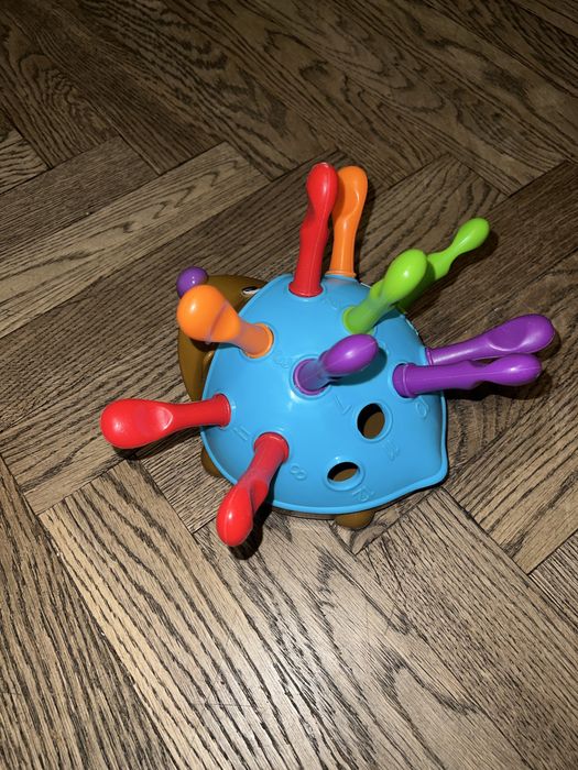 Іграшка їжачок-сортер