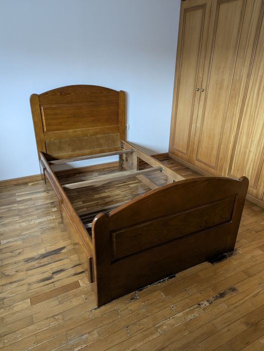 Cama c/ gavetas Madeira maciça