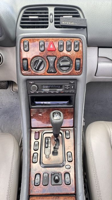 Mercedes-Benz CLK 200 Cabrio | 1999 | Revisto | Pronto a Circular