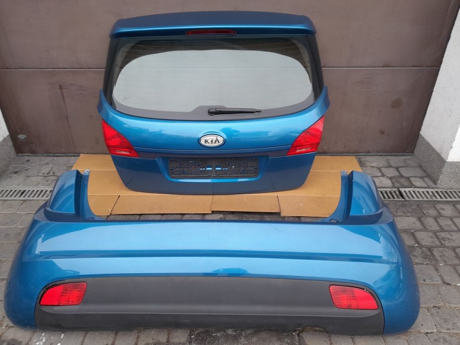 Klapa bagażnika kia venga lakier 5B