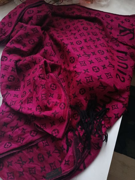 Шарф,шаль Louis Vuitton