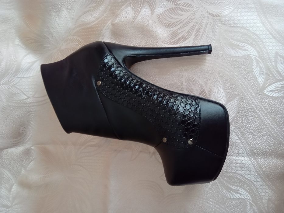 Ботиночки на каблуке