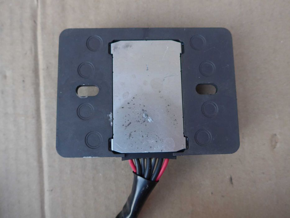 Suzuki Bandit 1250 gsr 750 REGULATOR napiecia oryginalny 47h20
