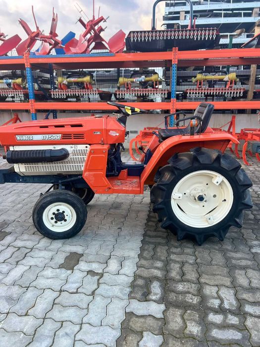 Kubota B1500 4x2 imaculado