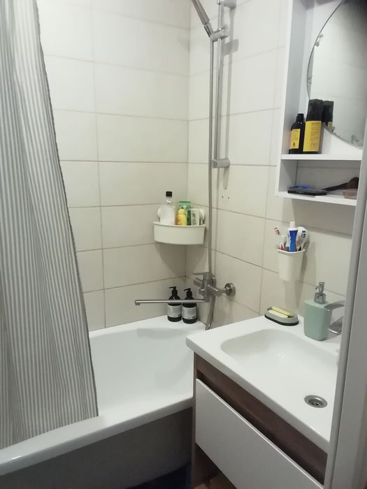 Здаю кімнату для дівчини (підселення)