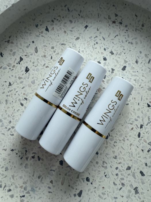AA Wings of Color pomadka zestaw pomadek