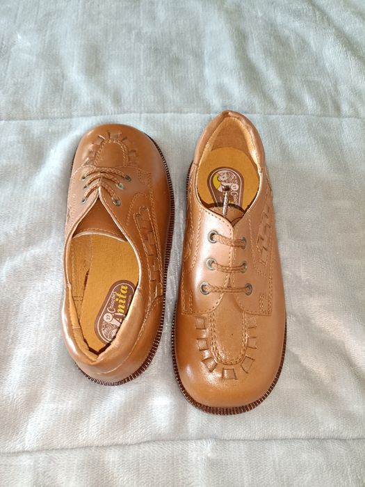 Sapatos camel novos