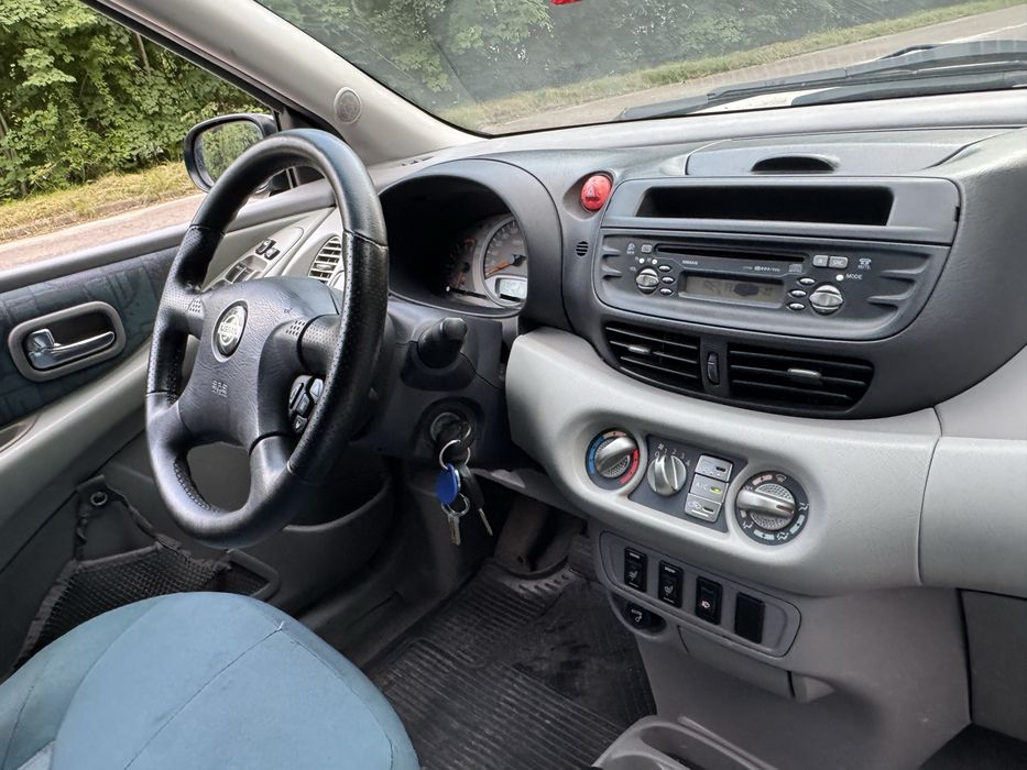 Nissan Almera Tino 2.0 акпп