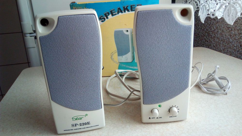 głośniki do komputera star sp-220 e stan bardzo dobry