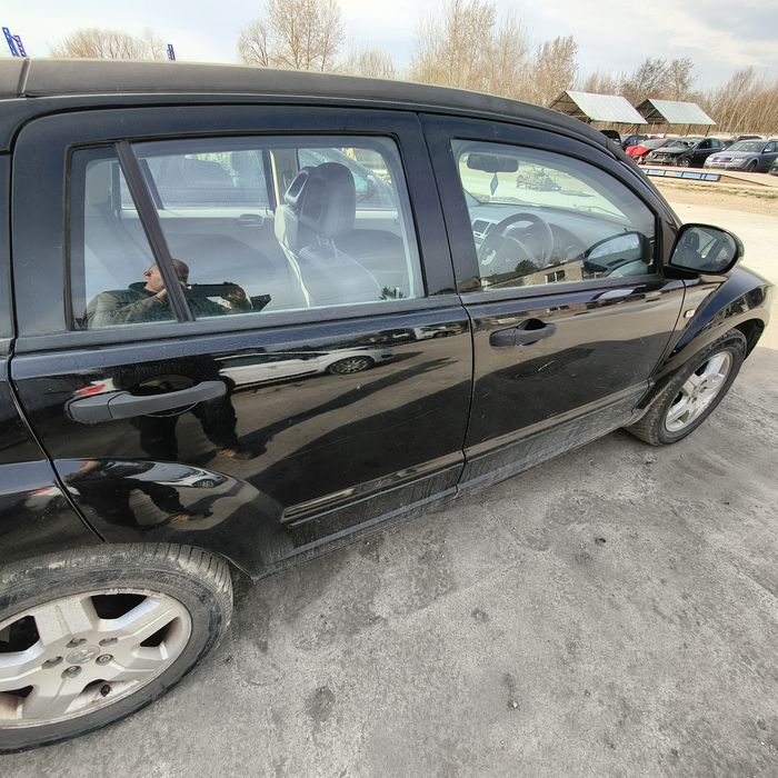 Dodge Caliber Drzwi Przód Lewa Prawa strona