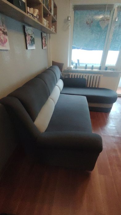 Kanapa narożna na sprężynach