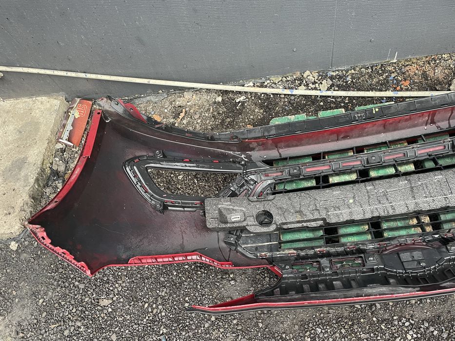 Бампер Hyundai i20 бампер передній