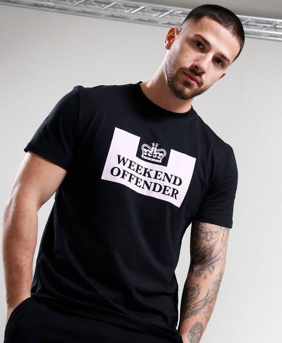 Футболка Weekend Offender