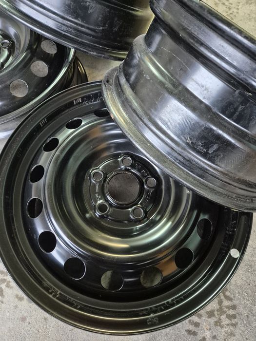 Oryginalne felgi TOYOTA YARIS
